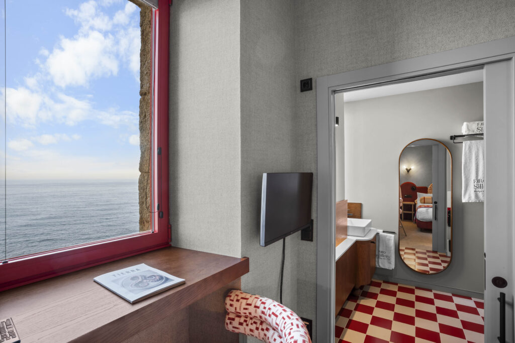 hotel en Baiona Galicia Faro Silleiro